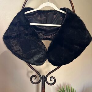 Faux Fur Black Collar
